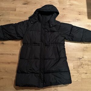 Old Navy Women's Black Puffer Jacket